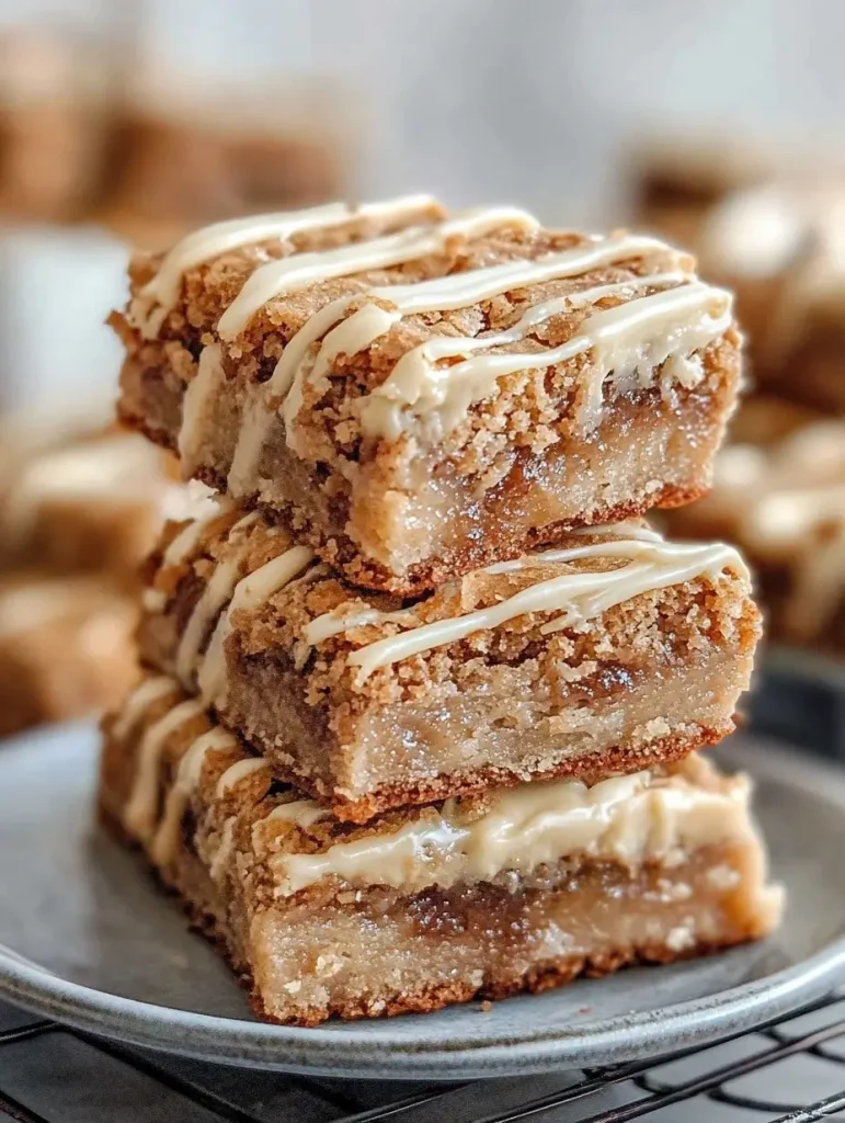 Cinnamon Roll Blondies