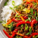 Spicy Ground Beef Stir-Fry Bowl with Garlic Veggies & Steamy Rice | Quick Weeknight Dinner