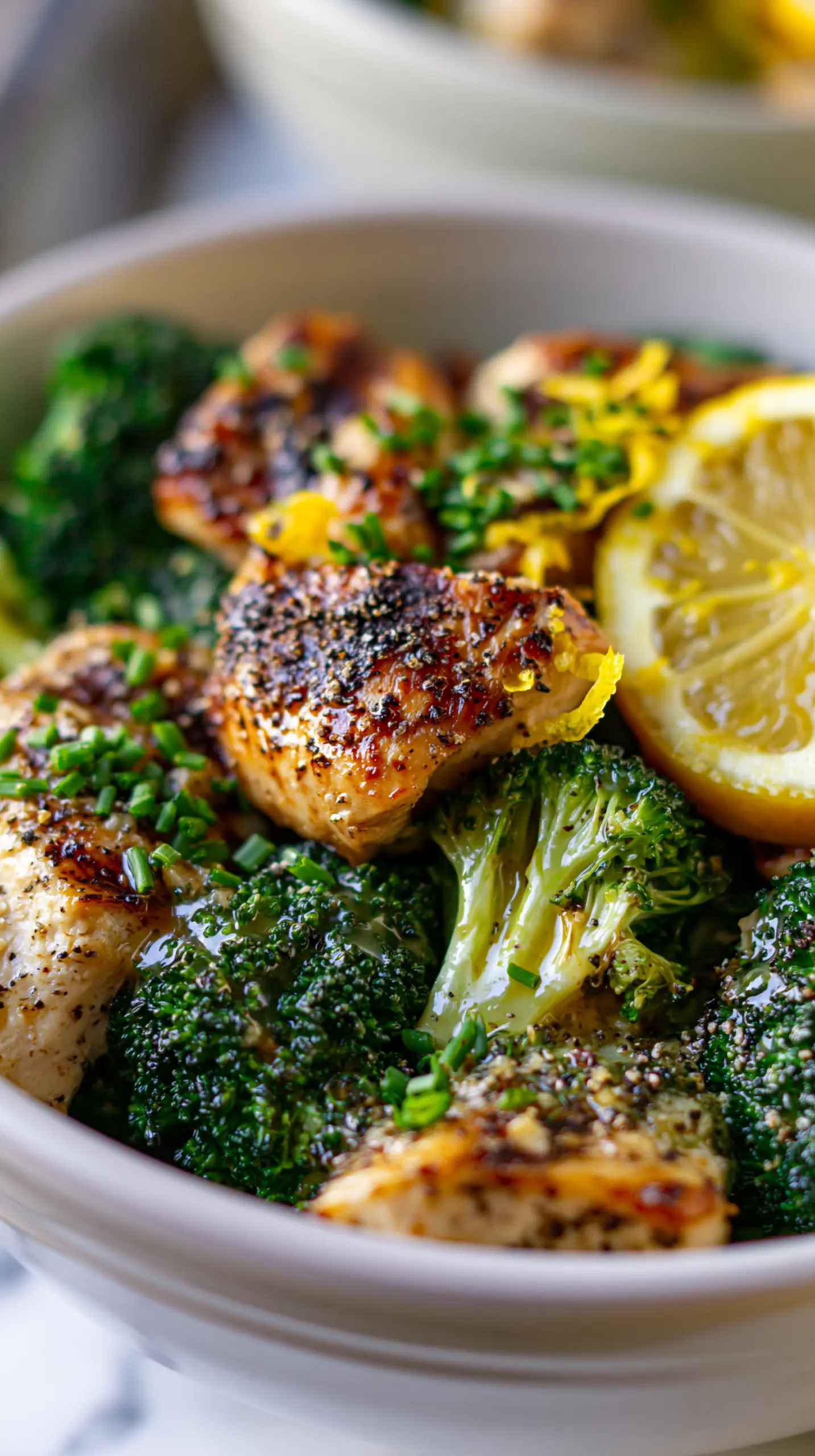 Grilled Chicken Broccoli Bowls with Creamy Garlic Sauce Serving suggestion for Grilled Chicken Broccoli Bowls with Creamy Garlic Sauce — grilled chicken broccoli bowls
