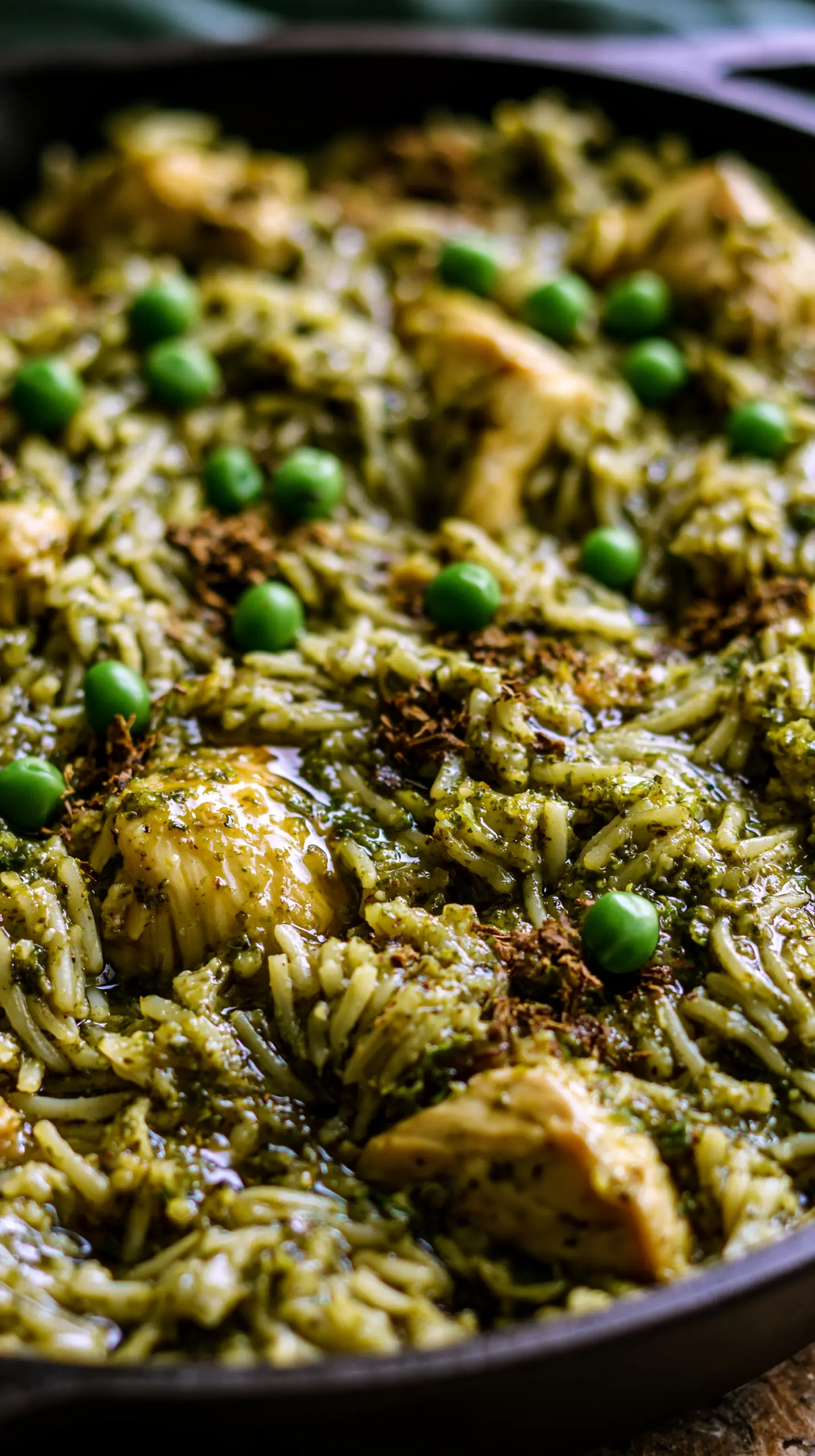 Step-by-step preparation of Salsa Verde Chicken & Rice Skillet (Salsa Verde Chicken & Rice Skillet)